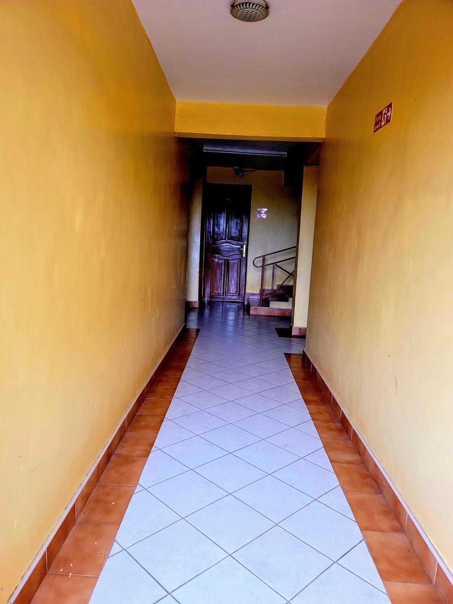 Apex Resort Nakuru Esterno foto