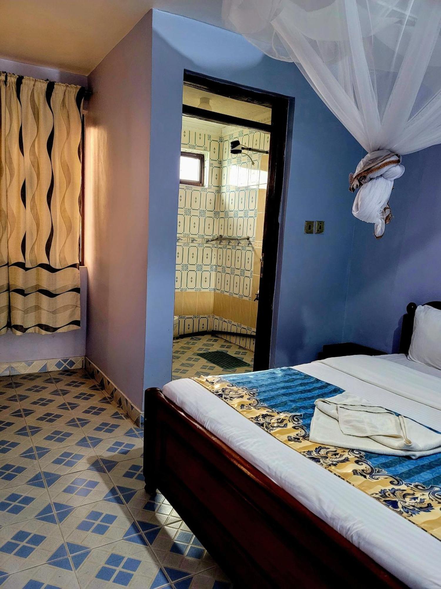Apex Resort Nakuru Esterno foto